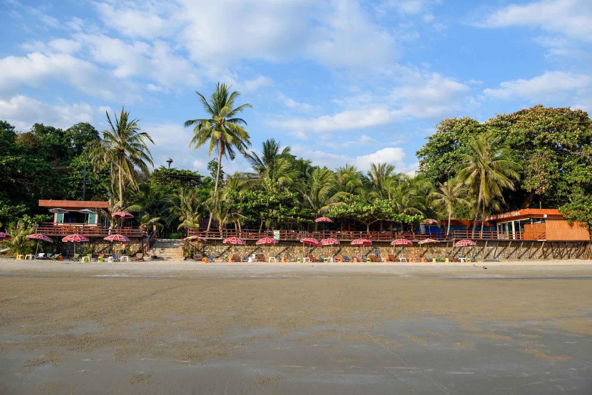 Baansuan Aokhai Beach Resort Mae Phim Zewnętrze zdjęcie