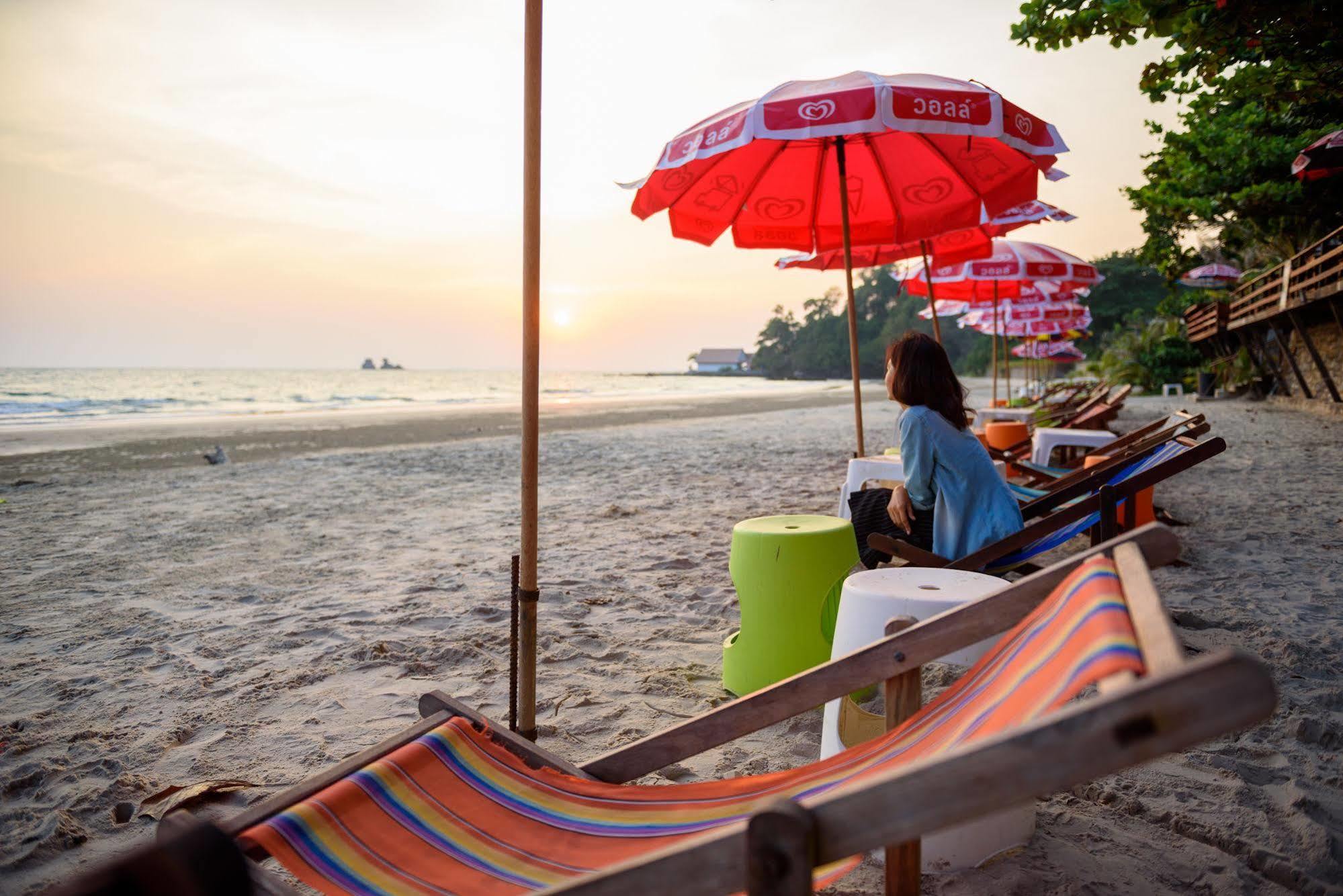 Baansuan Aokhai Beach Resort Mae Phim Zewnętrze zdjęcie